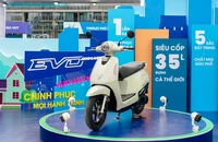 Xe máy điện bảo hành 8 năm: Xe xăng đã là quá khứ?