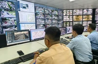 Đưa xe đi bảo dưỡng đậu ở vỉa hè bị phạt nguội, chủ xe hay đơn vị bảo dưỡng chịu trách nhiệm?