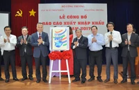 Có nhà kinh doanh phải chi 10.000 USD để mua thông tin 