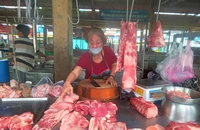 Xăng dầu vừa giảm mạnh ngăn bão giá nhưng chưa đủ 'đô' 