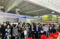 Lãnh đạo Bộ Công Thương, Sở Công Thương TP.HCM tham quan các triển lãm