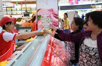 Siêu thị đồng loạt giảm giá thịt heo mùa Tết 
