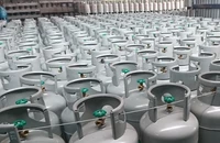 Giá gas lại đồng loạt tăng sốc 