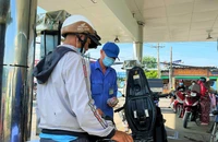 Cử tri kiến nghị giảm thuế, phí xăng dầu: Bộ Tài chính nói gì?