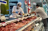 Thịt heo tại siêu thị giá bình ổn. ẢNH: TÚ UYÊN