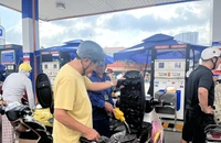 Xăng sinh học E10 có phù hợp với ô tô, xe máy đời cũ?