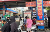 Khai tử xăng A95, chỉ bán xăng E10 cho ô tô, xe máy từ năm 2026: Quá vội vàng?