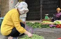 Giá thực phẩm tăng cao bởi áp lực kép