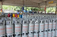 Giá gas tăng 30.000 đồng/bình 12kg
