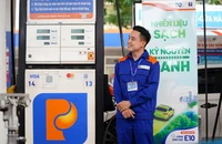 Petrolimex Sài Gòn tiên phong đưa xăng sinh học E10 vào cuộc sống
