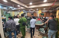  Công an kiểm tra cơ sở Aces Poker tại TP Thủ Đức 