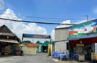 4 người lao vào tấn công một thanh niên đang đá bóng tại TP Thủ Đức