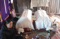 Thương tâm: 2 anh em song sinh 5 tuổi tử vong dưới hồ nước tại huyện Đức Trọng