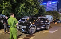 Người say xỉn khi lái ô tô ở Bình Thạnh xưng nhà báo là mạo danh