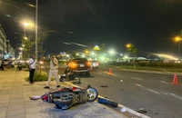 1 người bị chấn thương sọ não trong vụ ô tô tông liên hoàn tại TP Thủ Đức