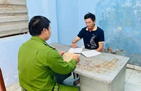 Bắt khẩn cấp người đàn ông say xỉn tấn công CSGT TP Thủ Đức