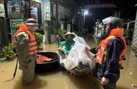 Đà Nẵng đang mưa trắng trời, 1 xã có hơn 2.000 hộ bị ngập, chia cắt