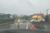 Các phương tiện ngừng lưu thông qua đèo Khánh Lê nối Đà Lạt với Nha Trang
