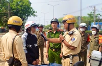 CSGT xử phạt nhiều trường hợp vi phạm nồng độ cồn trên tuyến ĐT744