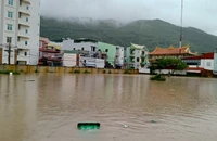 Khu dân cư phường Ghềnh Ráng bị ngập vào mùa mưa năm 2022. Ảnh: THU DỊU