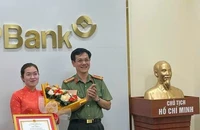 Mạo danh công an lừa đảo chiếm đoạt tài khoản ngân hàng