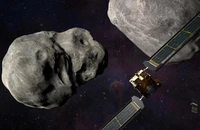 Hình minh họa tàu vũ trụ DART của NASA. Ảnh: REUTERS