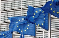 Cờ Liên minh châu Âu bên ngoài trụ sở tại thủ đô Brussels (Bỉ) ngày 28-9. Ảnh: REUTERS