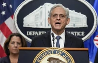 Bộ trưởng Tư pháp Mỹ Merrick Garland công bố công tố viên Jack Smith là công tố viên đặc biệt giám sát cuộc điều tra cựu Tổng thống Donald Trump ngày 18-11. Ảnh: AP