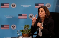 Phó Tổng thống Mỹ Kamala Harris tại một khách sạn ở thủ đô Manila (Philippines) ngày 21-11. Ảnh: REUTERS