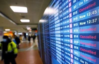 Các hãng hàng không Mỹ hủy hơn 1.000 chuyến bay vì bão mùa đông 