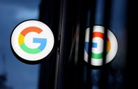 Logo công cụ tìm kiếm Google của công ty Alphabet. Ảnh: REUTERS
