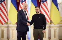 Tổng thống Mỹ Joe Biden và Tổng thống Ukrainr Volodymyr Zelensky ở Kiev. Ảnh: TELEGRAM