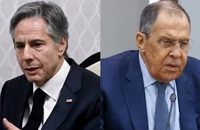Ngoại trưởng Mỹ Antony Blinken (trái) và Ngoại trưởng Nga Sergei Lavrov tại Hội nghị Ngoại trưởng G20 ở Ấn Độ. Ảnh: AFP