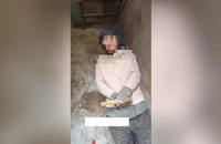 Bà mẹ 8 con bị xích cổ nhiều năm, chồng và 5 người khác phải ngồi tù 