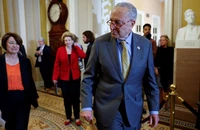 Lãnh đạo phe đa số Dân chủ tại Thượng viện Mỹ - ông Chuck Schumer tại Thượng viện Mỹ (thủ đô Washington D.C) ngày 31-5. Ảnh: REUTERS
