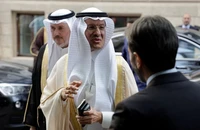 Bộ trưởng Năng lượng Saudi Arabia - Hoàng tử Abdulaziz đến dự cuộc họp của OPEC tại thủ đô Vienna (Áo) ngày 4-6. Ảnh: REUTERS