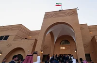 Đại sứ quán Iran mở cửa trở lại tại thủ đô Riyadh (Saudi Arabia) ngày 6-6. Ảnh: REUTERS