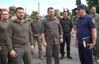 VIDEO: Ông Zelensky đến vùng lũ Kherson 