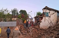 Nepal hứng động đất mạnh, gần 270 người thương vong