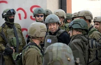 Xung đột Israel-Hamas 26-12: 750 thương vong dân thường một ngày, Ông Netanyahu đến Gaza, đặt 3 'điều kiện tiên quyết cho hòa bình'; Hamas nói không đàm phán dưới hỏa lực