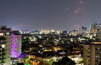 Xung đột Israel-Hamas 1-1: Hamas nã lượng lớn rocket sang Israel ngay ngày đầu năm; Căng thẳng Mỹ-Houthis leo thang nghiêm trọng