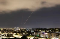 Israel tiến thoái lưỡng nan chuyện phản đòn Iran