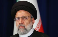 Báo Iran: ‘Không người sống sót’ tại địa điểm trực thăng chở tổng thống Iran rơi 