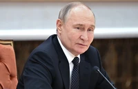 Gặp ông Lukashenko tại Belarus, ông Putin lần nữa nói về tính chính danh của ông Zelensky