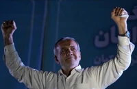 Tân Tổng thống Masoud Pezeshkian: Từ bác sĩ phẫu thuật thành nhân vật quyền lực thứ hai Iran 