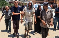 Israel không kích trại tị nạn nghi có chỉ huy cấp cao Hamas, 71 người chết, gần 300 người bị thương