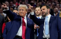 Rộ đồn đoán ông Trump sắp thay phó tướng