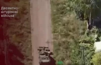 VIDEO: Những giờ đầu tiên Ukraine tấn công tỉnh Kursk của Nga