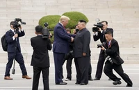 REUTERS: Nhóm ông Trump cân nhắc đàm phán trực tiếp với lãnh đạo Triều Tiên