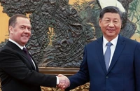 Ông Medvedev gặp ông Tập, chuyển 'thông điệp cá nhân' từ ông Putin